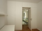02 Einbauschrank mit Türüberbau